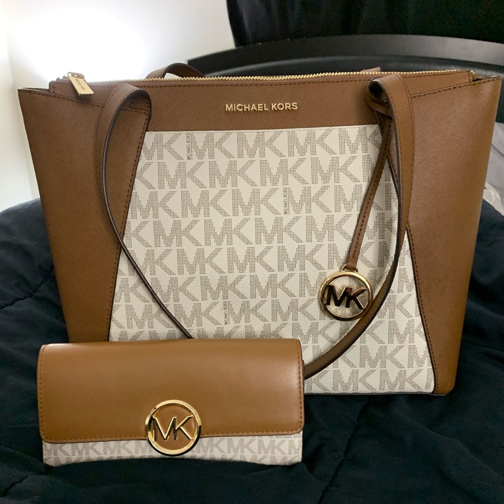 Michael Kors purse with matching wallet